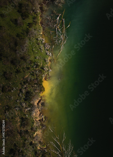 Agua y tierra