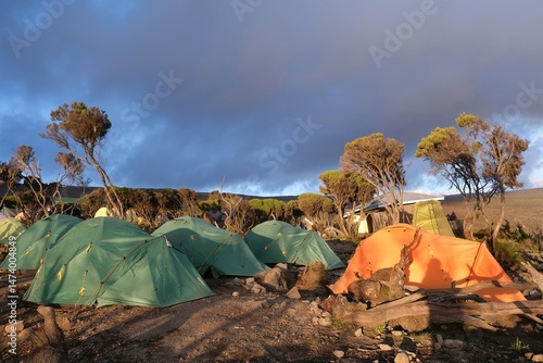 Obraz na płótnie Mweka Camp on Kilimanjaro, Tanzania with tents on camp. w salonie