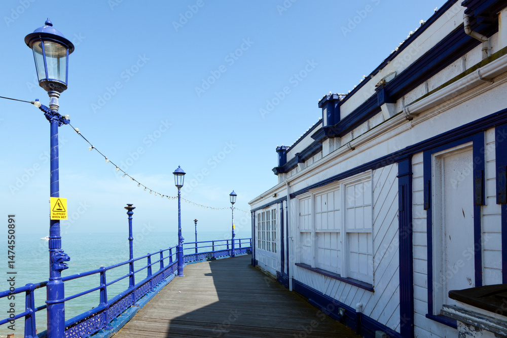 Obraz premium On Eastbourne PierDetail view of Eastbourne Pier