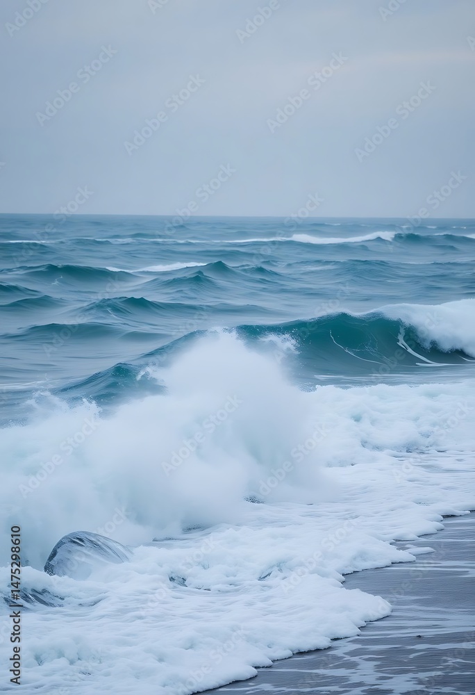 Obraz premium large body of water with waves coming in