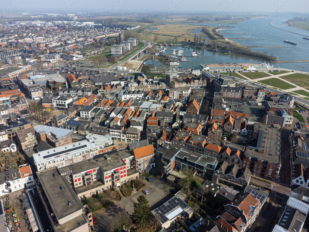 Obraz premium Aerial View of Tiel Old Town City Center with Canals