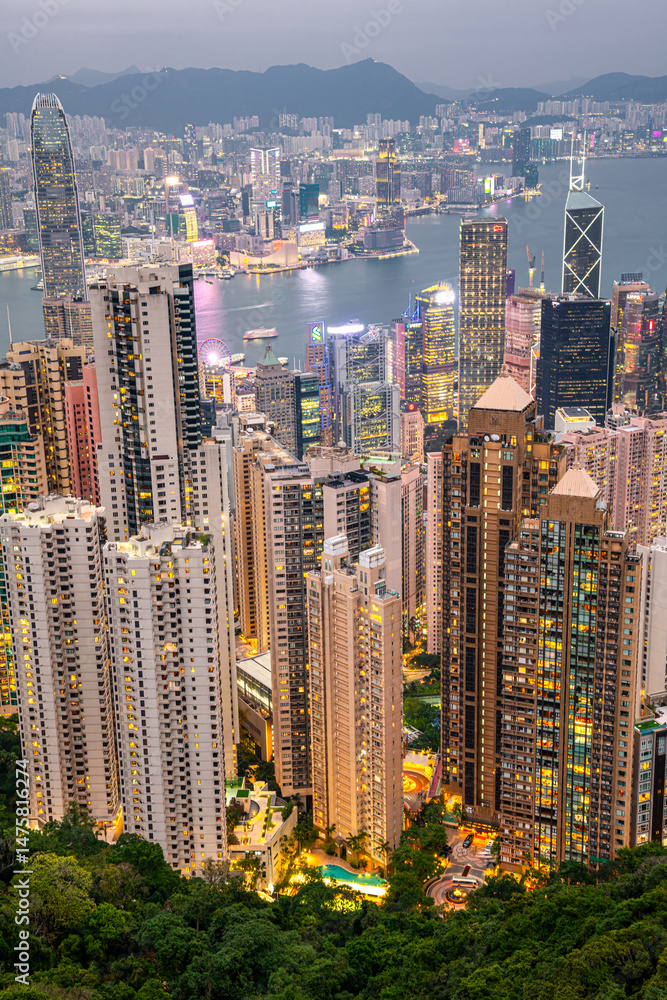 Obraz premium Hong Kong at dramatic sunset, China skyline - aerial view