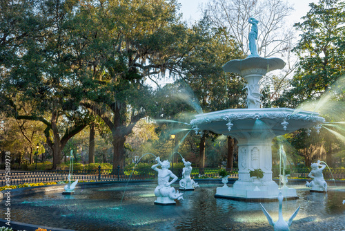 Photos The fountain at Forsyth Park in Savannah Georgia on an early spring morning