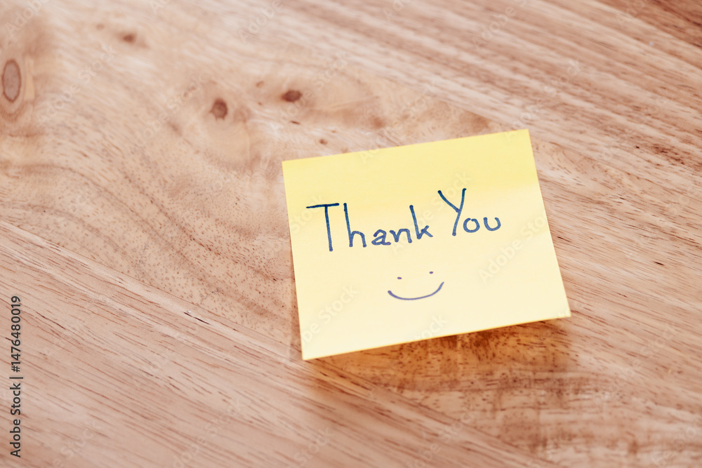 Gratitude note wooden table home office cozy environment close-up view thankfulness concept
