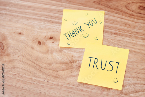 Obraz na płótnie Positive vibes gratitude and trust notes a wooden desk in a cozy home office w salonie
