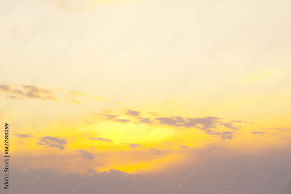 Obraz premium マジックアワーの夕暮れ空