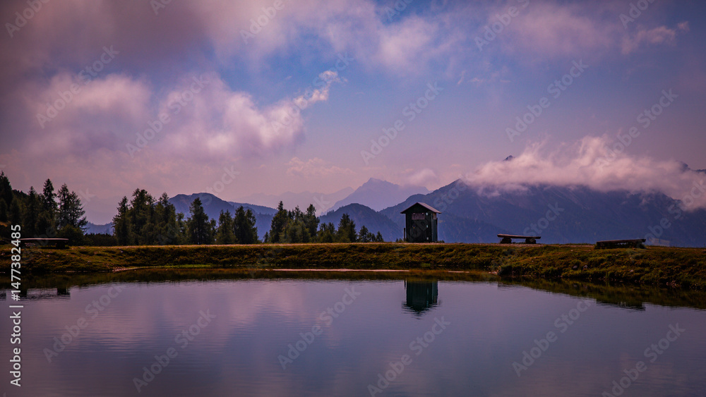 Fototapeta premium Alpine Lake