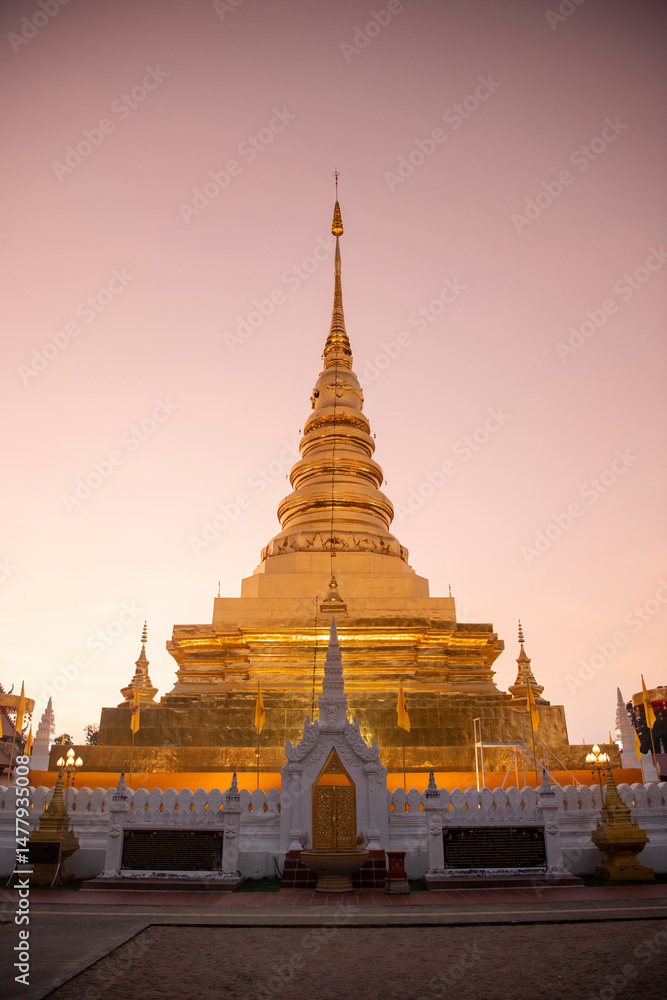 Fototapeta premium THAILAND NAN PHRA THAT CHAE HAENG