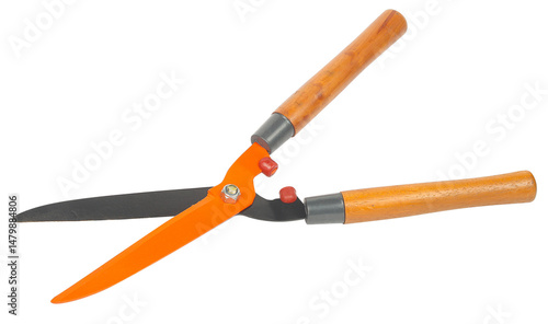 Foto A pair of garden hedge shears featuring sharp orange and black blades and smooth wooden handles