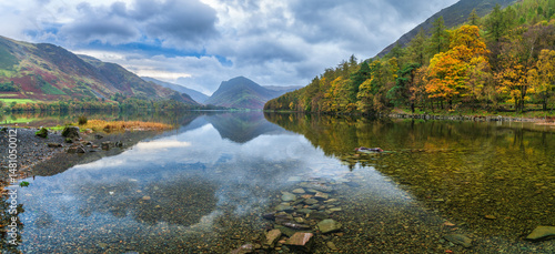 Obraz na płótnie Morning view of Buttermere lake in autumn season. Lake District. United Kingdom w salonie