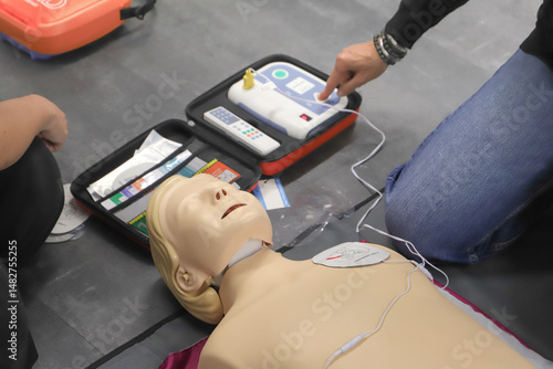 BLSD course. first aid course - company safety - cardiac massage - Basic Life Support