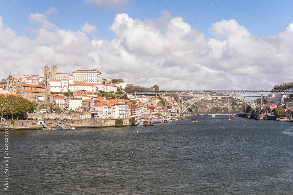 Naklejka premium Porto City Bridge | Oporto Bridge | Dom Luis I Bridge 