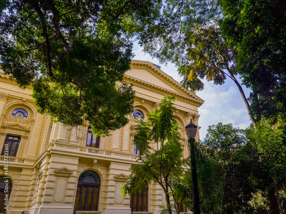Obraz premium Facade of Ipiranga museum (independence museum of Brazil).