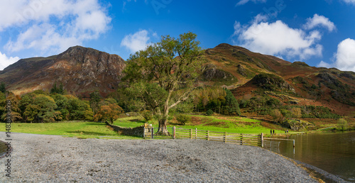 Obraz na płótnie Buttermere lake shore in Lake District. England w salonie