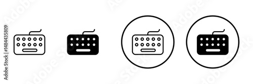 Keyboard icon vector. keyboard sign and symbol