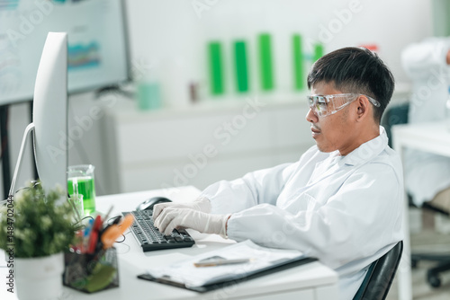 Botanical research in a mod...