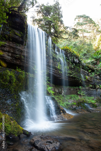 Russell Falls, majestätischer Wasserfall im Regenwald Tasmaniens.