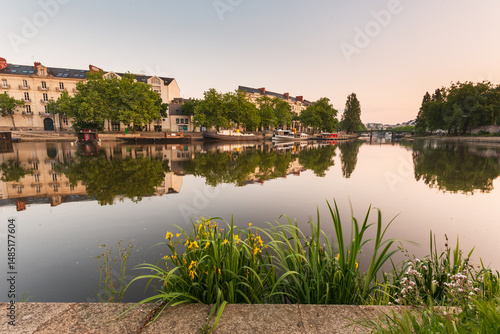 Les bords de l'Erdre à Nantes - The banks of Erdre river at Nantes