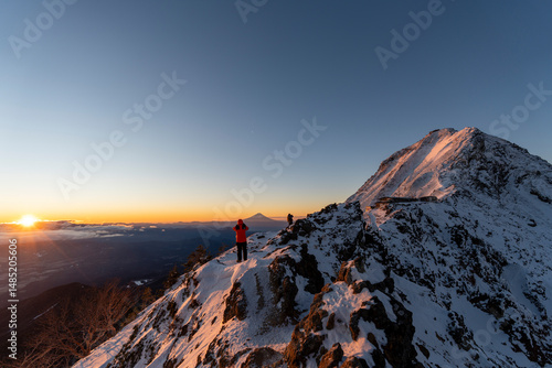 厳冬期 赤岳の日の出