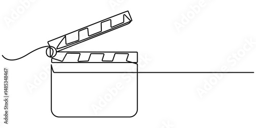 film clapper continuous one line drawing, Clapper board and film reel continuous one line drawing. Filmstrip linear element. Movie scene episode production concept. Vector illustration isolated on. 