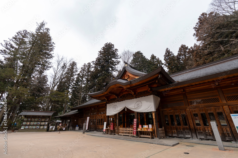 Naklejka premium 冬の穂高神社