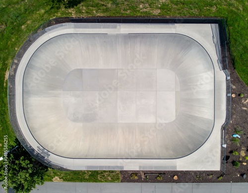 Aerial view of an empty oval skate park. Perfect for sports, leisure, and urban design projects.