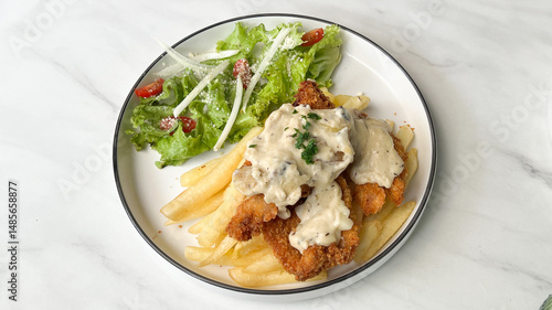 Photos classic traditional italian chicken parmigiana with cheese, tomato sauce meal an