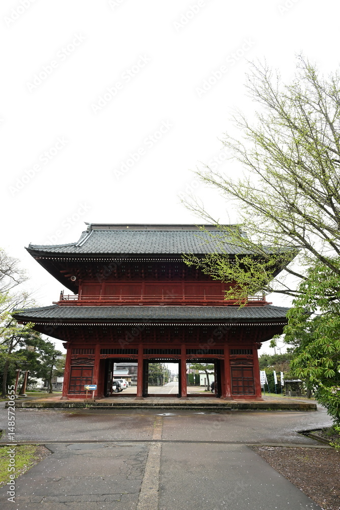 Fototapeta premium 本成寺（新潟県）
