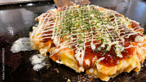 Tableau sur toile おいしそうなお好み焼きの接写