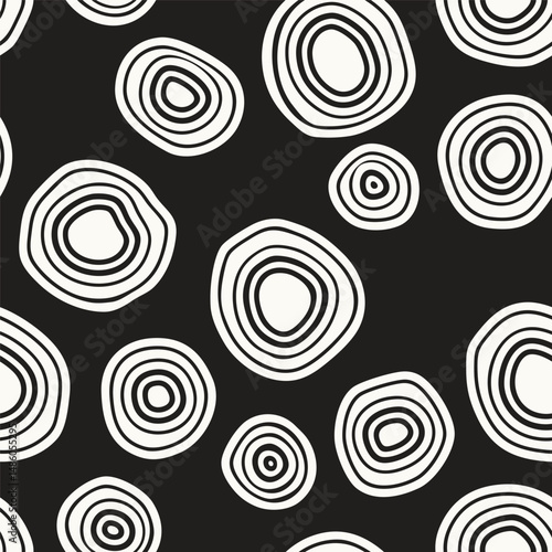 Vector seamless pattern. Modern stylish texture. Repeating creative trings. Hand-drawn careless rounded shapes. Monochrome creative print. Contemporary graphic design.