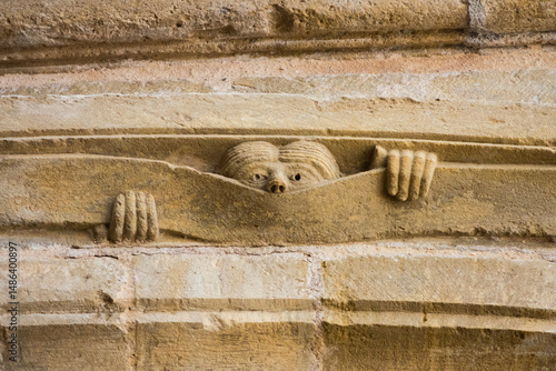 Valokuva Tympanum of the Last Judgment (12th century). The little curious.
