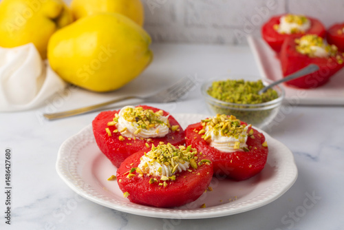 Billede på lærred Traditional Turkish style quince dessert