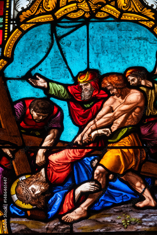 Obraz premium Stained glass (19th century) of The Way of the Cross. Ninth station: Jesus falls for the third time.