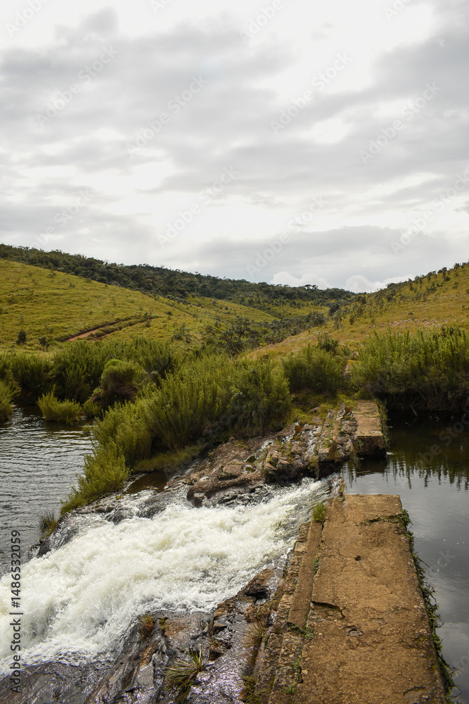 Fototapeta premium Chimney Pool (Belihul Oya River) in Horton Plains National Park, Sri Lanka.