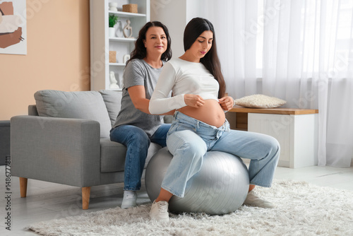 Beautiful young pregnant wo...