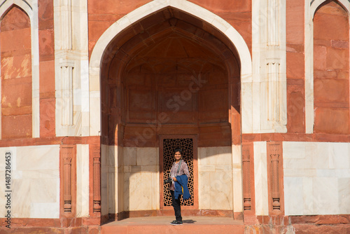 Woman Tourist visit Humayun's Tomb, Delhi, India.