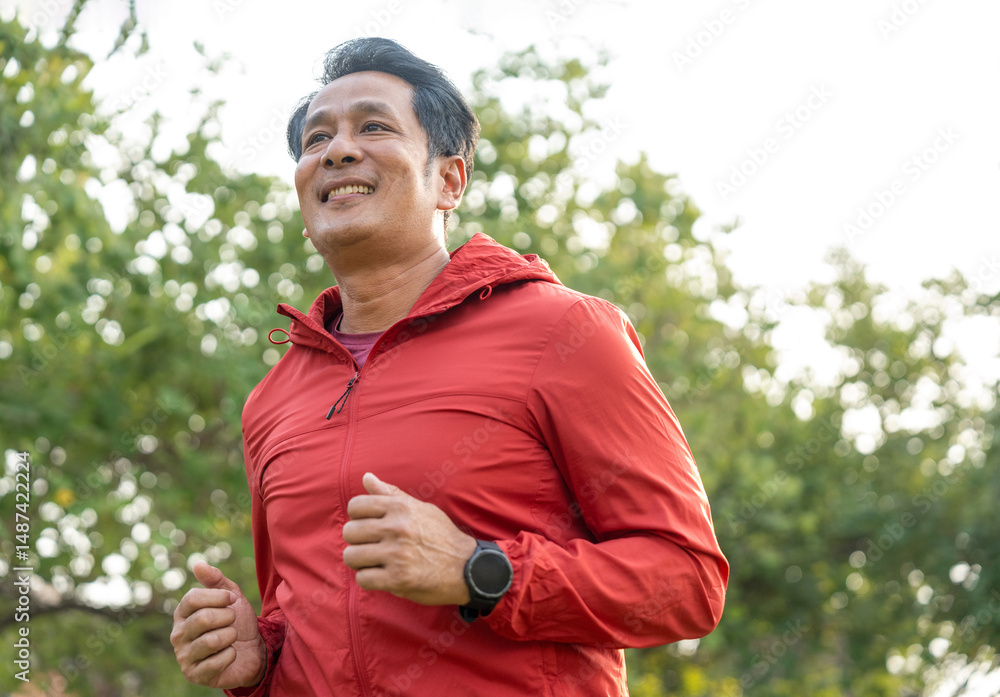 Obraz premium Senior old man runner exercise outdoor nature park. fitness man jogging wearing sportswear. Mature athlete man in sportswear Workout running at public park. Health and activity old man lifestyle