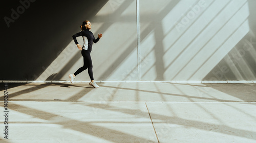 Dynamic runner embraces ear...