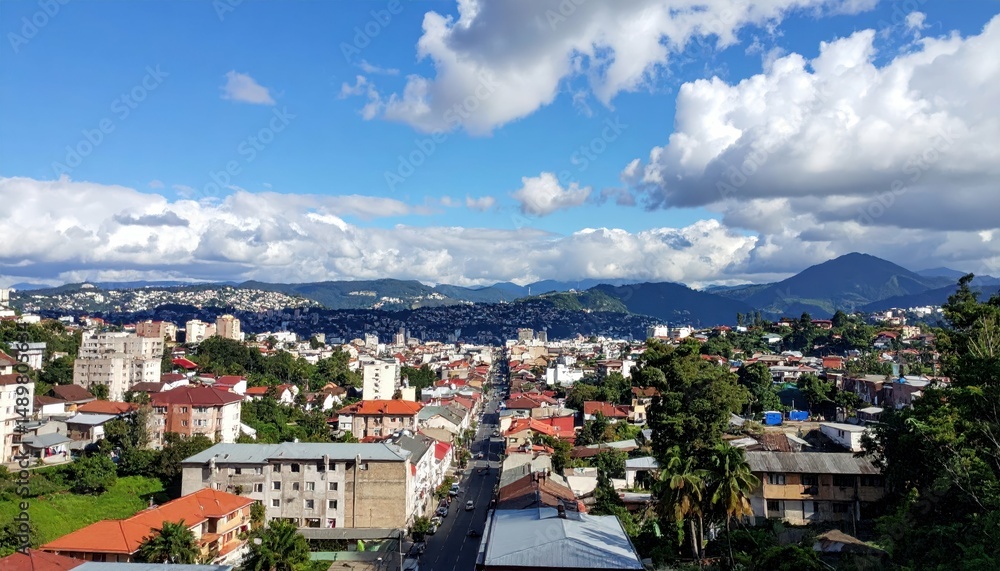 Obraz premium Tension in Cityscape Amid Unrest in Urban Environment