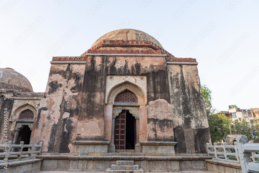 Fototapeta premium Hauz Khas Fort during sunset