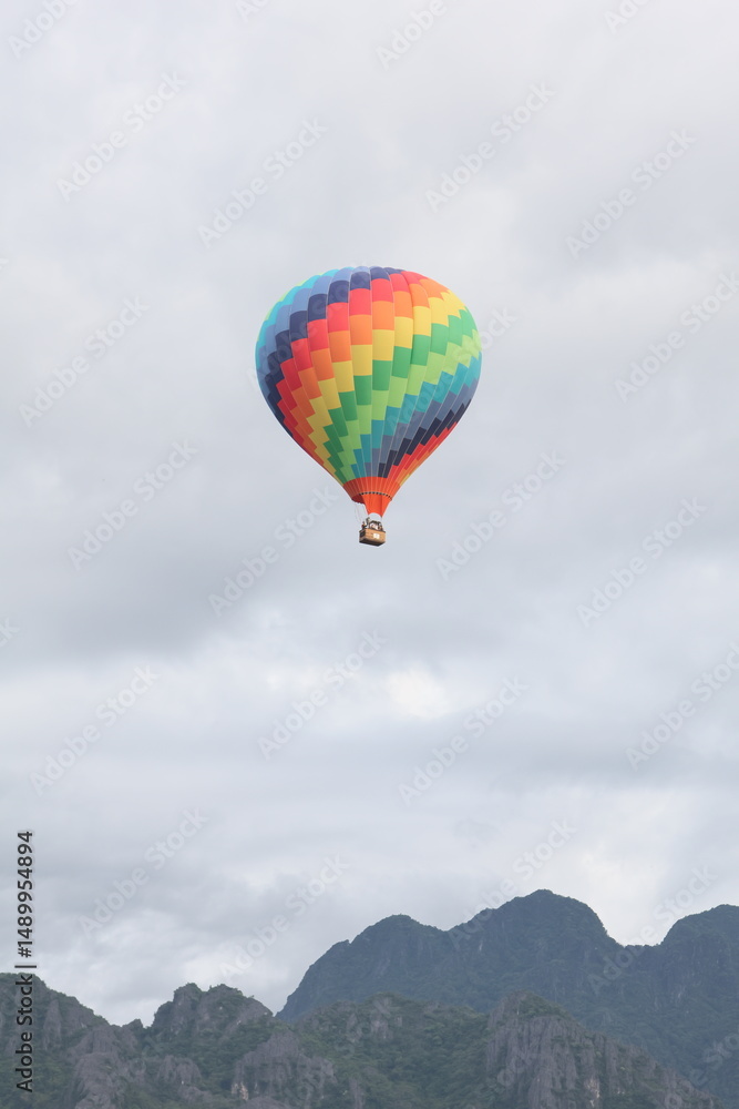 Obraz premium Vang Vieng Balloon in Laos