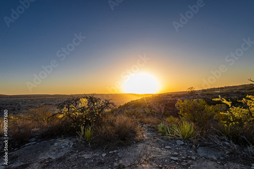 aventura navegando el Rio Pecos Texas acampar y pesca