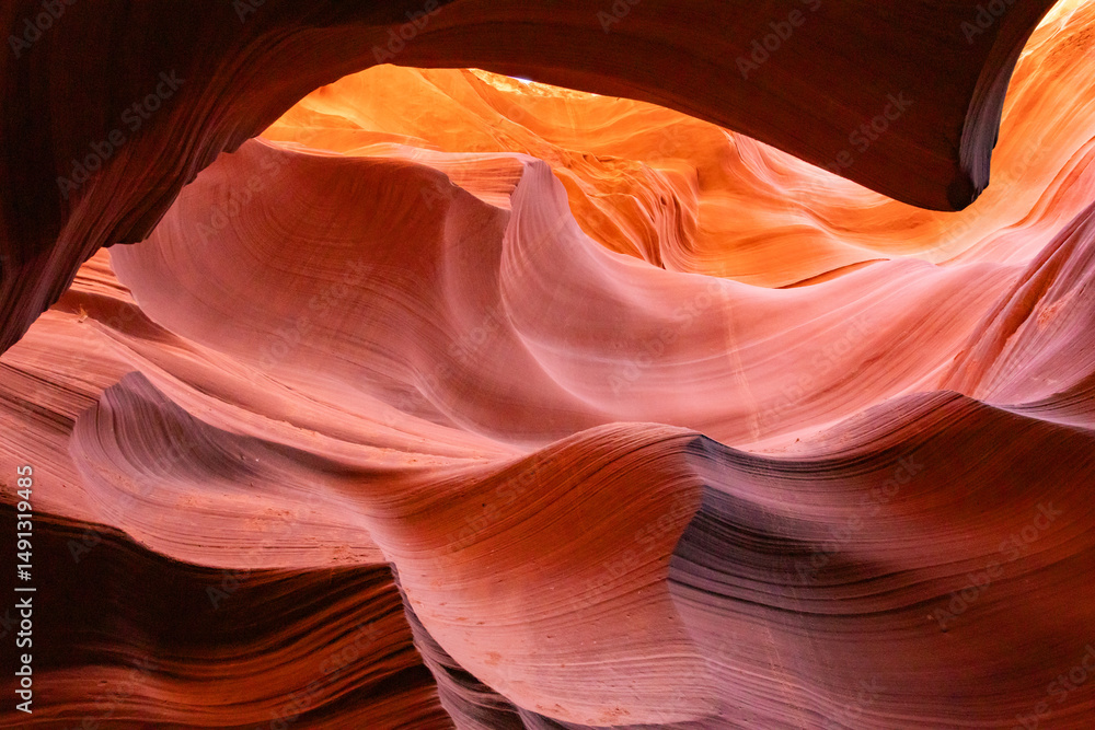 Obraz premium Colourful abstract sandstone formations in the desert walls