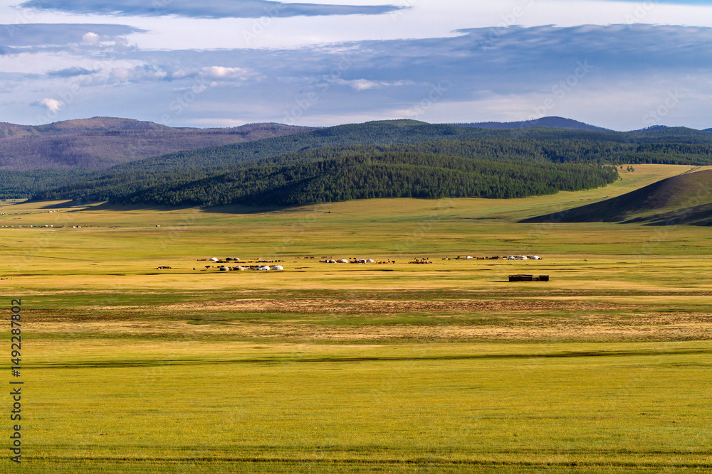 Fototapeta premium The endless landscape of Mongolia 