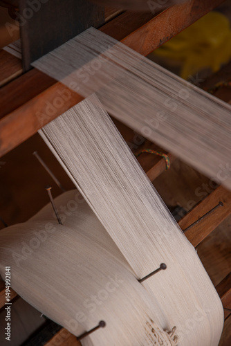 le tissage manuel des bandes de cotonades au Burkina faso