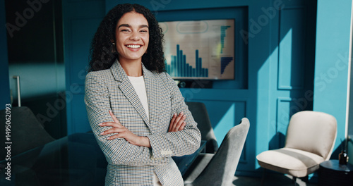 Fotografie Portrait, finance and business woman with arms crossed for investment opportunity, pride and actuary with smile