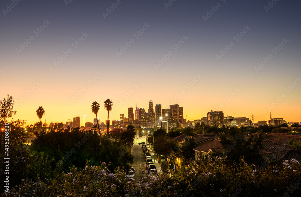 Fototapeta premium Downtown Los Angeles at sunset