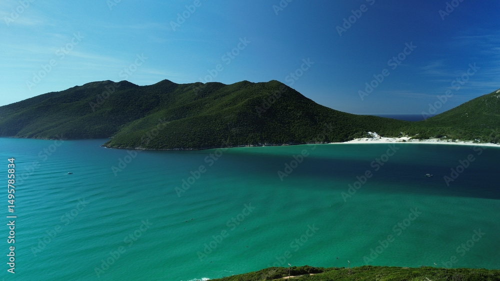 Fototapeta premium view of the sea and mountains