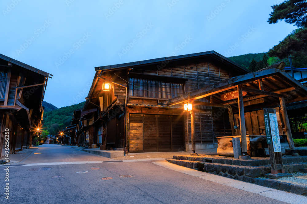 夜の中山道 奈良井宿 長野県塩尻市 Narai-juku on the Nakasendo road at night. Nagano Pref, Shiojiri City. 夜の中山道 奈良井宿 長野県塩尻市 Narai-juku on the Nakasendo road at night. Nagano Pref, Shiojiri City.