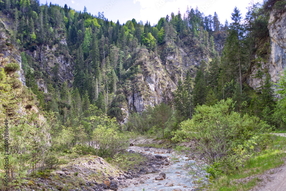 Obraz premium Hiking Trail in the Rofan Mountains, Tyrol, Austria